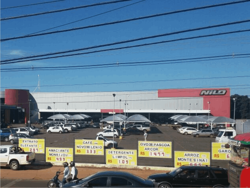 Cobertura sombrite instalado no estacionamento do Nilo Hipermercados