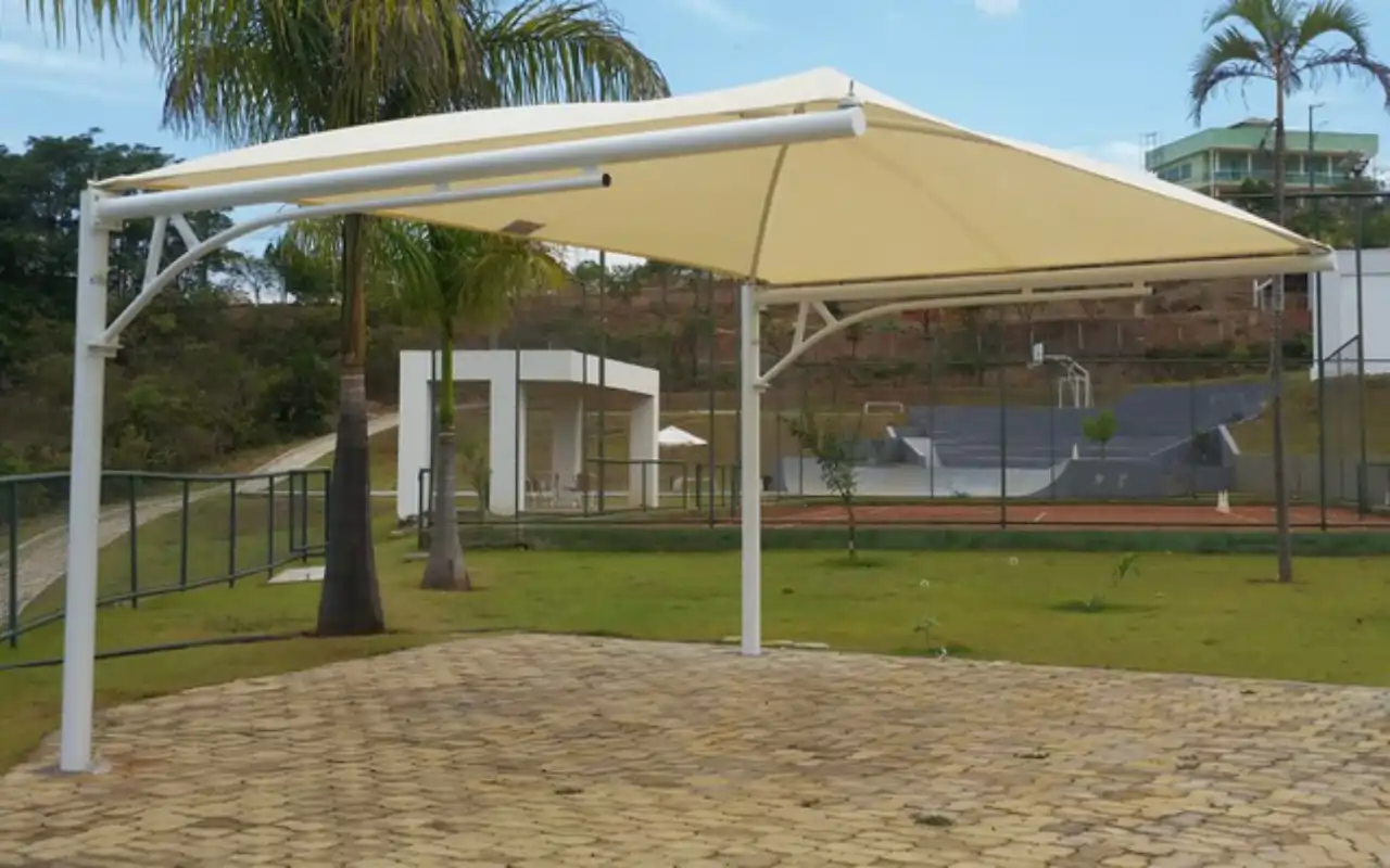 Cobertura completa de sombrite para garagem residencial